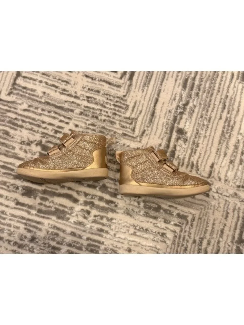 UGG toddler size 8 Pritchard Sparkles Trainer Gold Sneaker Boots S/N 1092409T